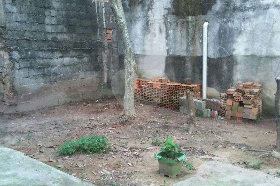 Prédio à venda com 12 quartos em Tremembé, São Paulo, SP