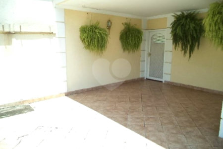 Casa à venda com 4 quartos, sendo 2 suítes, em Jardim Trussardi, São Paulo, SP