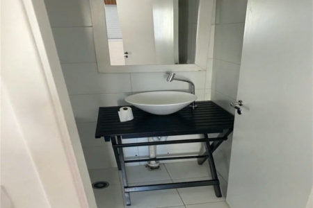 Apartamento à venda com 3 quartos, sendo 1 suíte,  em Vila Andrade, São Paulo, SP