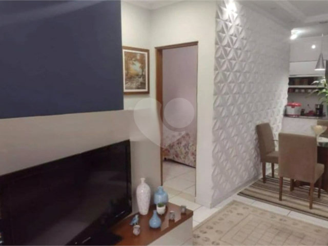 Apartamento à venda com 2 quartos em Areão, Taubaté, SP