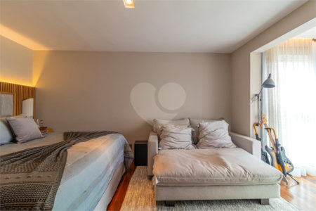 Apartamento à venda com 3 suítes em Vila Olímpia, São Paulo, SP
