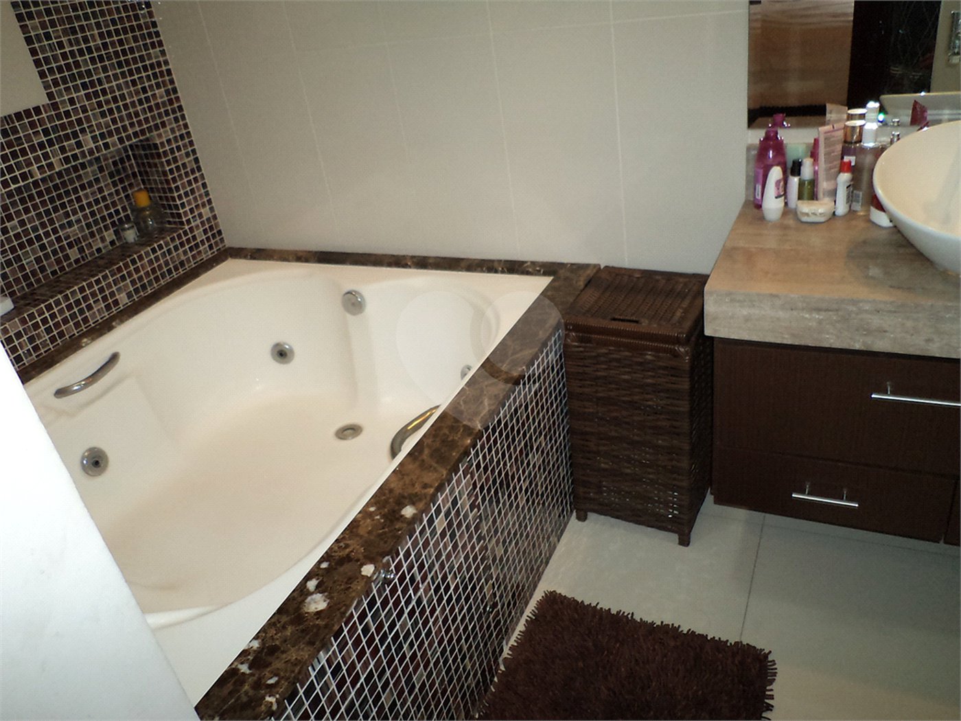 Sobrado à venda com 3 quartos, sendo 1 suíte,  em Jardim Franca, São Paulo, SP