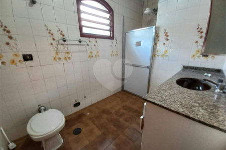 Casa à venda com 3 quartos, sendo 1 suíte, em Jardim das Vertentes, São Paulo, SP