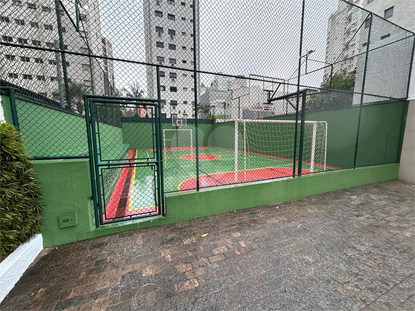 Apartamento à venda com 3 quartos, sendo 1 suíte, em Vila Nova Conceição, São Paulo, SP