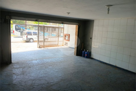 Sobrado à venda com 3 quartos, sendo 1 suíte,  no Centro, Santo André, SP