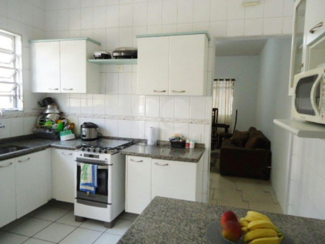 Casa à venda com 3 quartos, sendo 1 suíte,  em Jardim Peri, São Paulo, SP