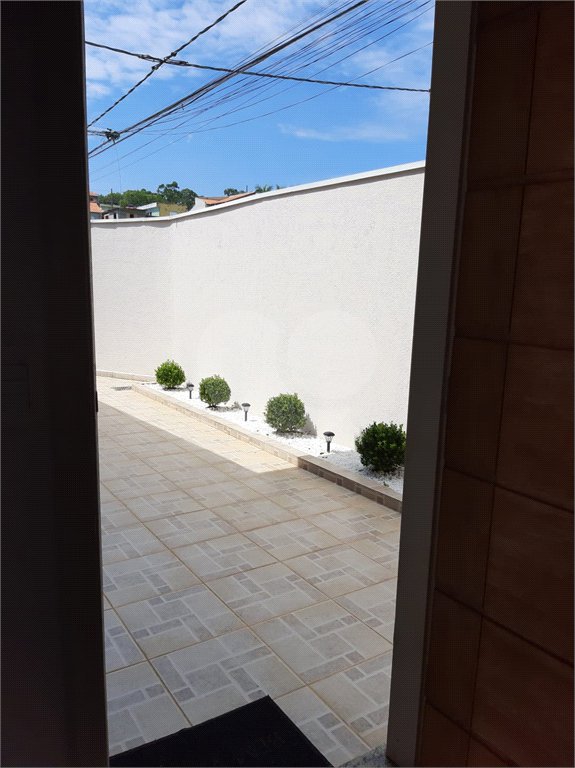 Sobrado à venda com 3 quartos, sendo 1 suíte, em Vila Suissa, Mogi das Cruzes, SP