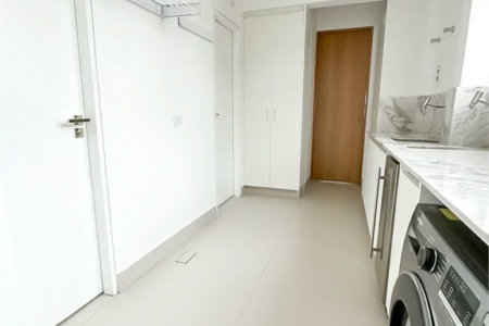 Apartamento à venda com 4 suítes em Vila Cordeiro, São Paulo, SP