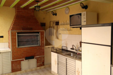 Sobrado à venda com 4 quartos, sendo 1 suíte, em Água Fria, São Paulo, SP