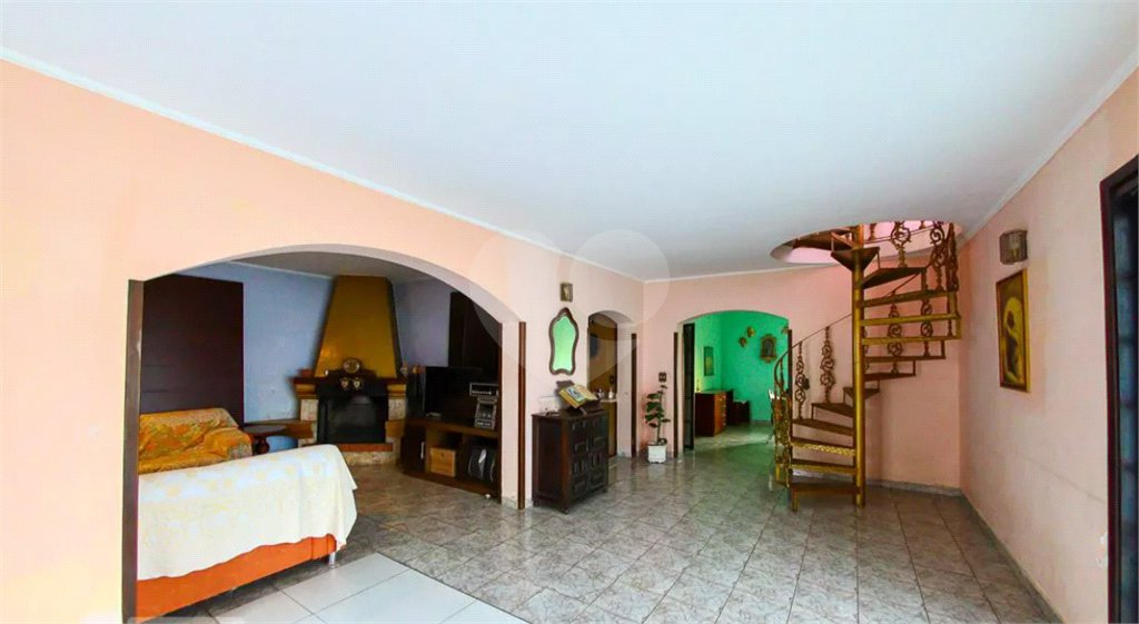 Sobrado à venda com 5 quartos, sendo 2 suítes, em Tremembé, São Paulo, SP