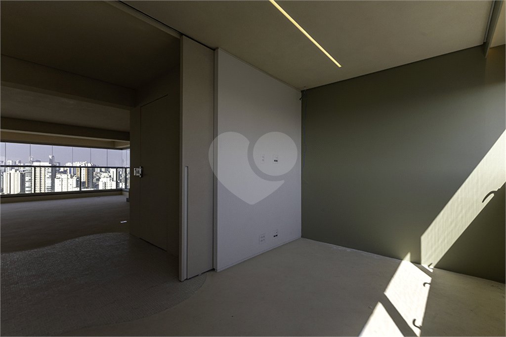Apartamento à venda ou para alugar com 3 suítes em Água Branca, São Paulo, SP