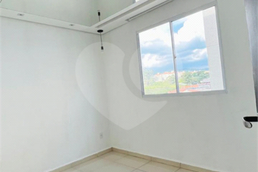 Apartamento a venda no Jaraguá.