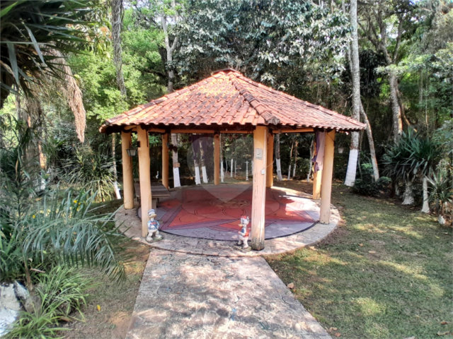 Chácara à venda ou para alugar com 20 quartos, sendo 10 suítes,  em Serra da Cantareira, Mairiporã, SP