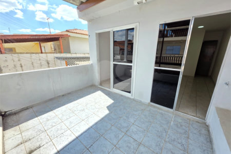 Sobrado à venda com 4 quartos, sendo 1 suíte,  em Rio Pequeno, São Paulo, SP