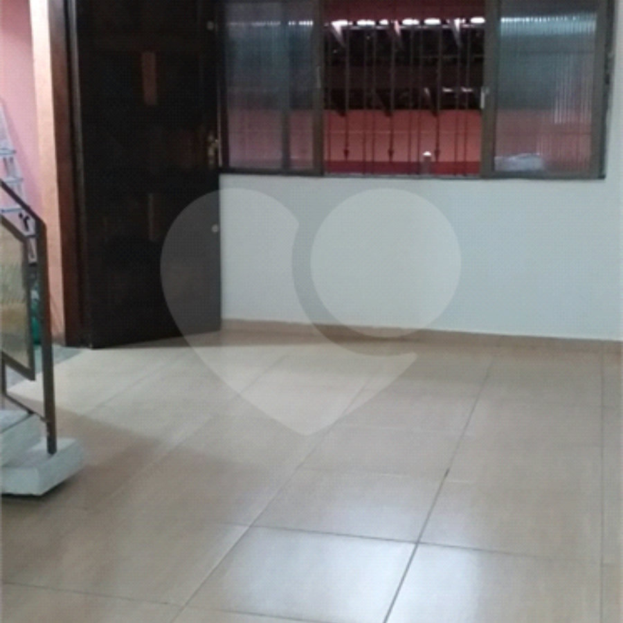 Sobrado à venda com 2 quartos, sendo 1 suíte, em Vila Medeiros, São Paulo, SP