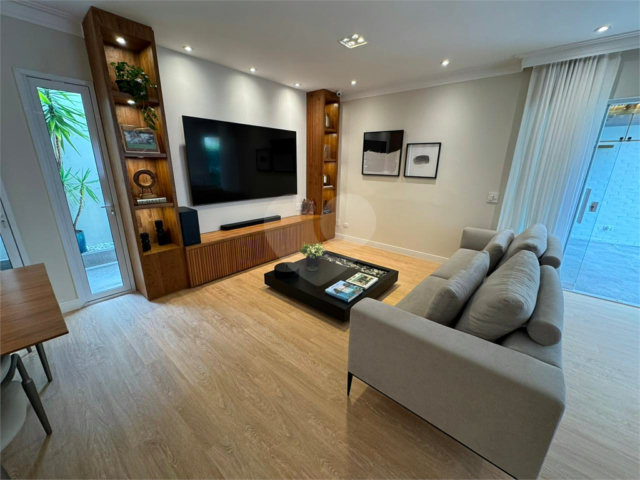 Casa à venda com 3 suítes no condomínio Sunset Brooklin, São Paulo - SP