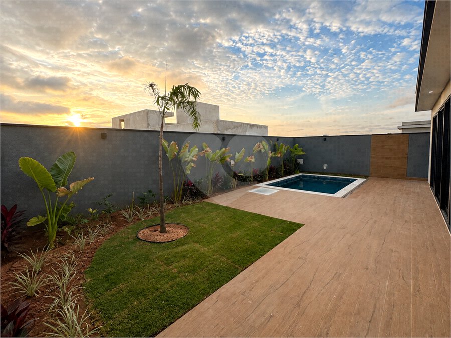 Casa à venda com 4 suítes no condomínio Terras Alpha Nova Esplanada, Votorantim - SP