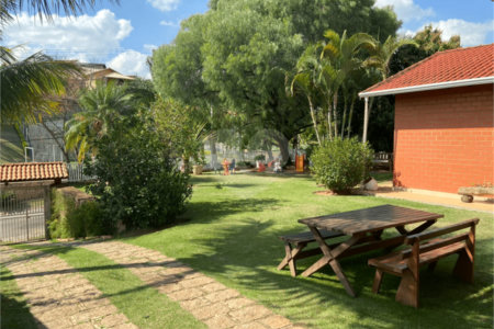 Casa à venda com 4 quartos, sendo 2 suítes, no condomínio Jardim do Ribeirão II, Itupeva - SP
