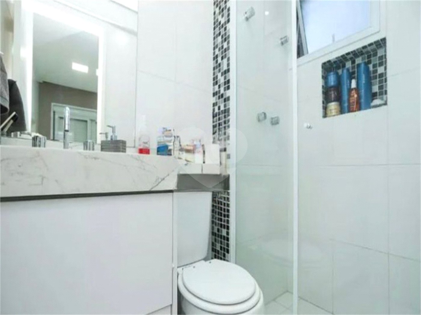 Apartamento à venda com 2 quartos, sendo 1 suíte, em Barra Funda, São Paulo, SP