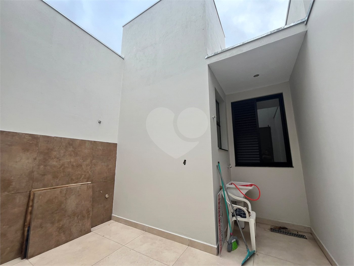 Casa de Vila à venda com 3 quartos, sendo 1 suíte,  em Vila São Caetano, Sorocaba, SP