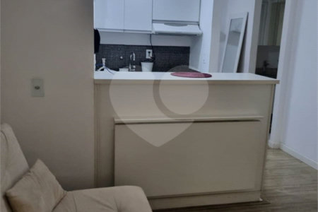 Flat à venda com 1 suíte em Moema, São Paulo, SP