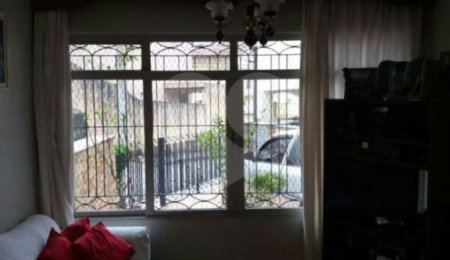 Casa à venda com 3 quartos no condomínio Travessa Quefren,21, São Paulo - SP