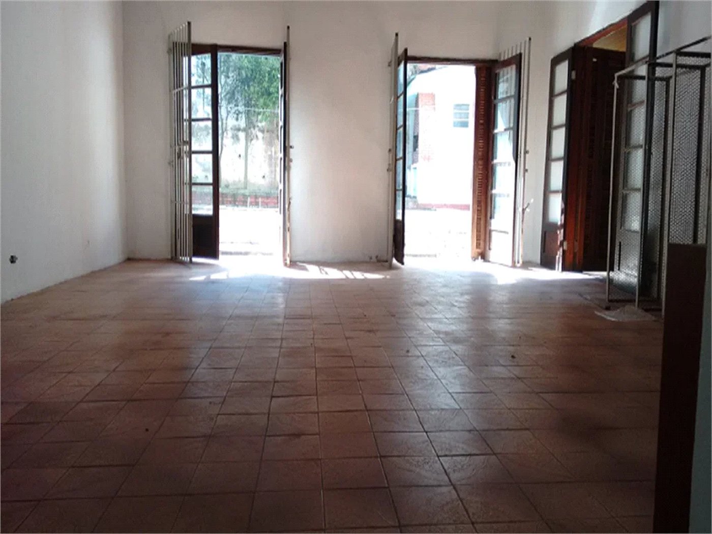 Casa à venda com 3 suítes em Jardim das Vertentes, São Paulo, SP