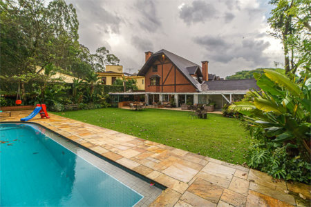 Casa à venda com 5 suítes em Jardim Morumbi, São Paulo, SP