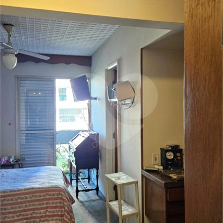 Apartamento à venda com 3 quartos, sendo 1 suíte, em Cerqueira César, São Paulo, SP