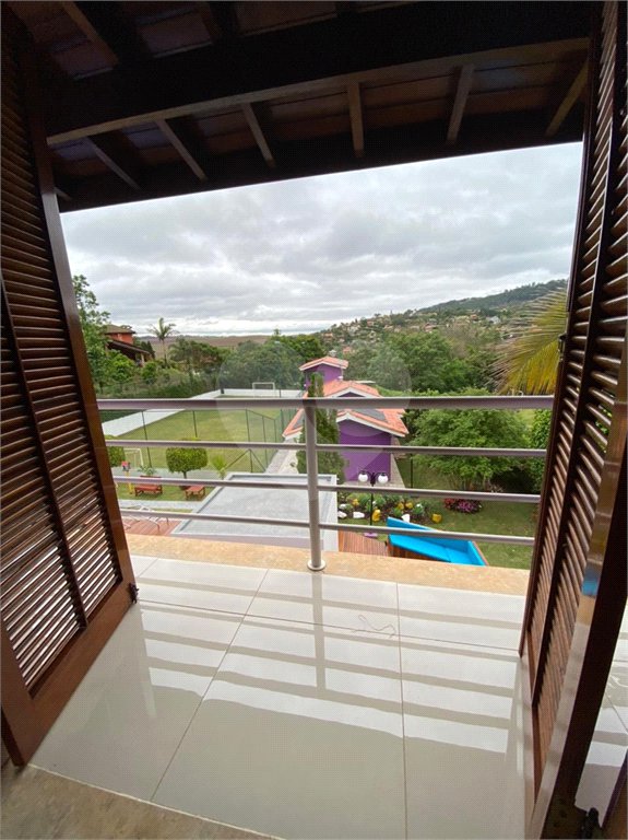 Casa à venda com 7 suítes no condomínio Capela do Barreiro, Itatiba - SP