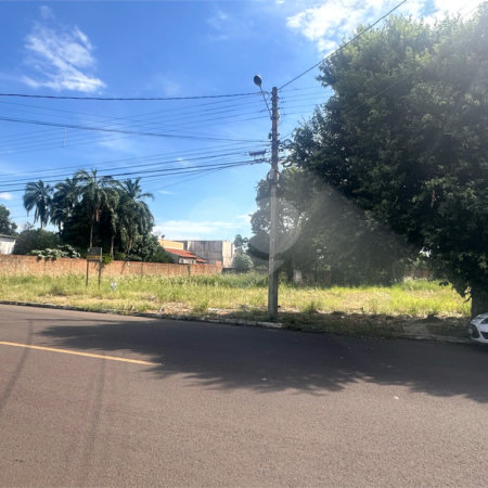 Terreno à venda em Jardim Primaveril, Três Lagoas, MS