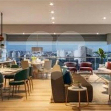 Apartamento à venda com 3 suítes em Vila Sofia, São Paulo, SP