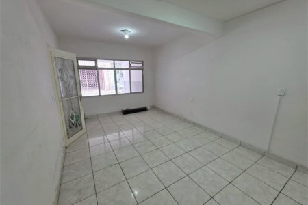 Sobrado à venda com 4 quartos, sendo 1 suíte, em Rio Pequeno, São Paulo, SP