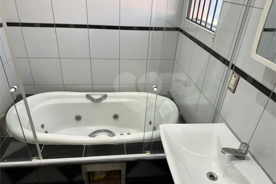 Sobrado à venda com 7 quartos, sendo 2 suítes,  em Lauzane Paulista, São Paulo, SP