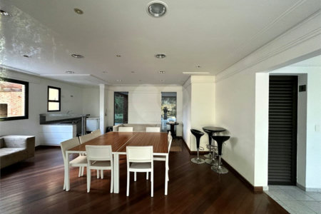 Apartamento à venda com 2 suítes em Vila Andrade, São Paulo, SP