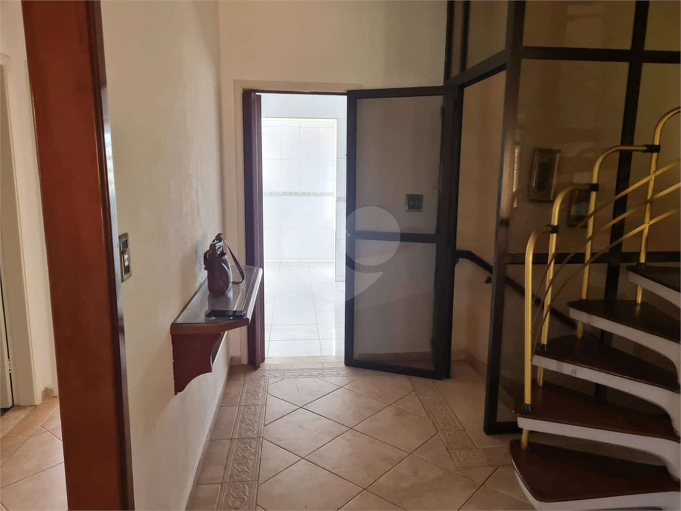 Sobrado à venda com 2 quartos, sendo 1 suíte, em Jardim Ivana, São Paulo, SP
