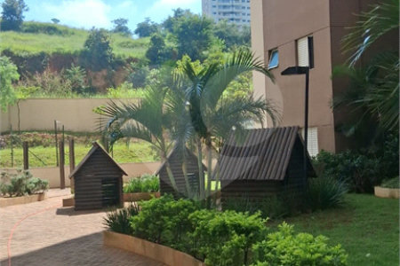Apartamento à venda com 3 quartos, sendo 1 suíte, em Jardim Tupanci, Barueri, SP