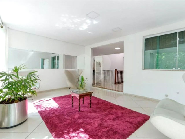 Casa à venda ou para alugar com 4 quartos, sendo 3 suítes,  em Vila Maria, São Paulo, SP