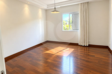 Casa à venda com 4 suítes no condomínio Swiss Park, São Bernardo do Campo - SP