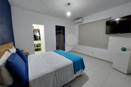 Casa à venda com 2 quartos, sendo 1 suíte,  em São José, Armação dos Búzios, RJ