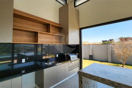 Casa à venda com 4 suítes no condomínio Campos de Santo Antônio II, Itu - SP