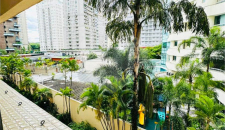 Apartamento à venda ou para alugar com 4 quartos, sendo 1 suíte,  em Itaim Bibi, São Paulo, SP