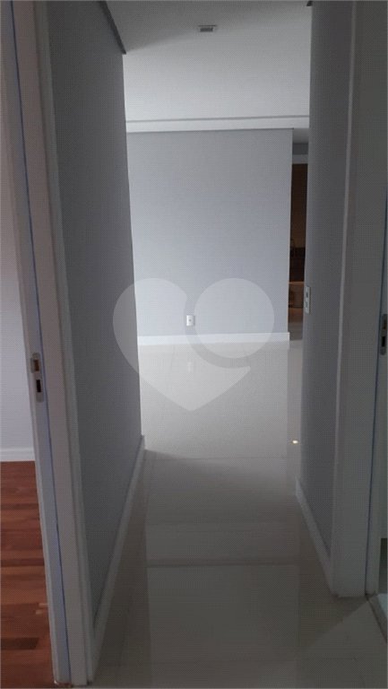 Apartamento à venda com 3 quartos, sendo 1 suíte,  em Jardim Vazani, São Paulo, SP