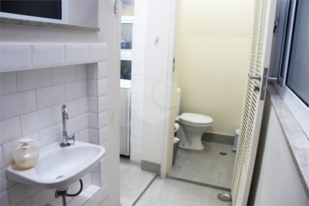 Apartamento à venda com 2 quartos em Bela Vista, São Paulo, SP