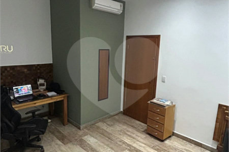 Sobrado à venda com 3 quartos, sendo 1 suíte, em Vila Mazzei, São Paulo, SP