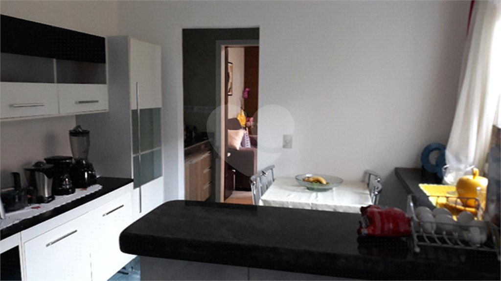Sobrado à venda com 3 quartos, sendo 1 suíte, em Jardim Peri, São Paulo, SP