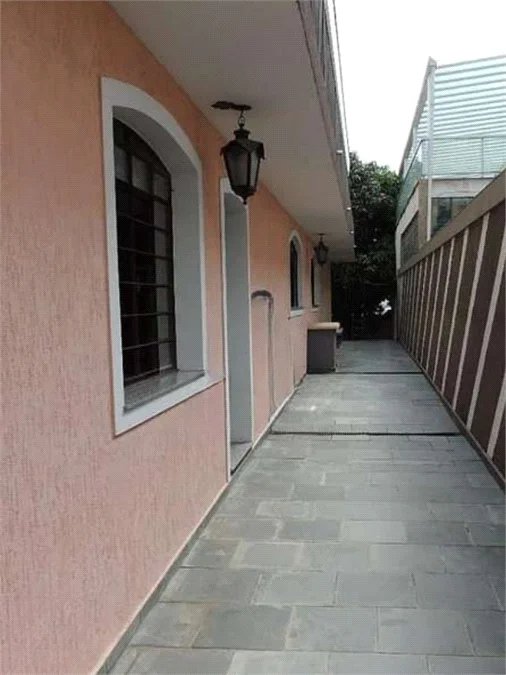 Sobrado à venda com 4 quartos em Vila Ipojuca, São Paulo, SP
