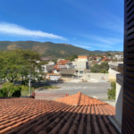 Casa à venda com 3 quartos, sendo 1 suíte, com vista deslumbrante em Recreio Maristela, Atibaia