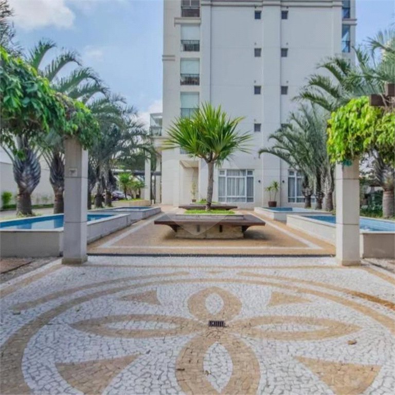 Apartamento no Ipiranga de 68m2 com 2 dorms, 1 suíte, 2 banheiros, 1 vaga. Estuda permuta.