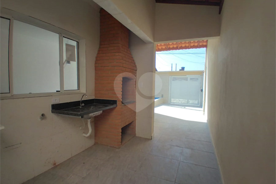 Casa Térrea à venda com 2 quartos, sendo 1 suíte, em Florida Mirim, Mongaguá, SP